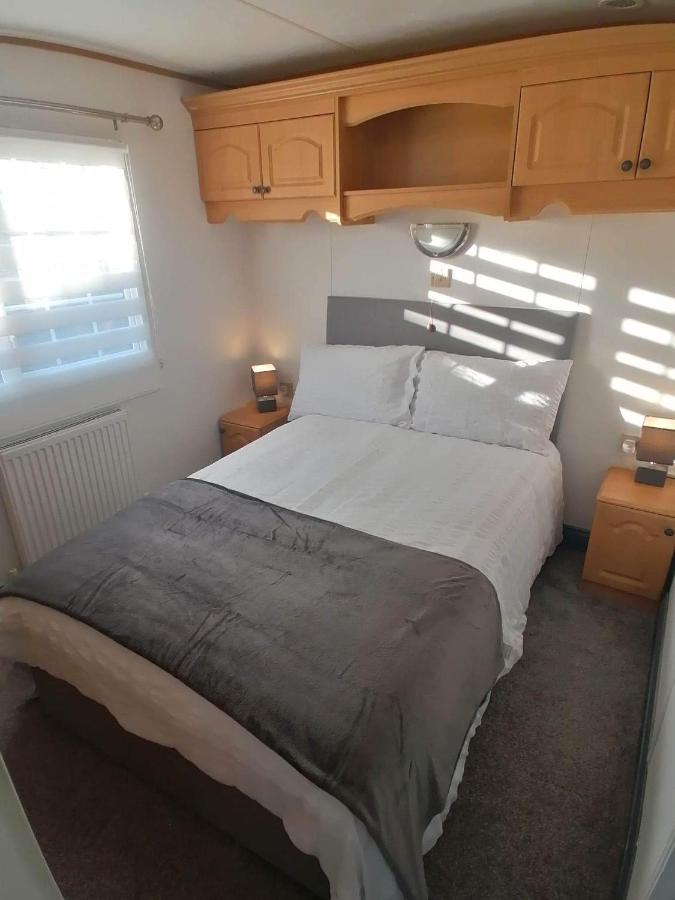 Cornwall Cornwall-Chapmanswell Caravan Holiday Park A30 B&B Bed And Breakfast #41 Лонсестон Экстерьер фото