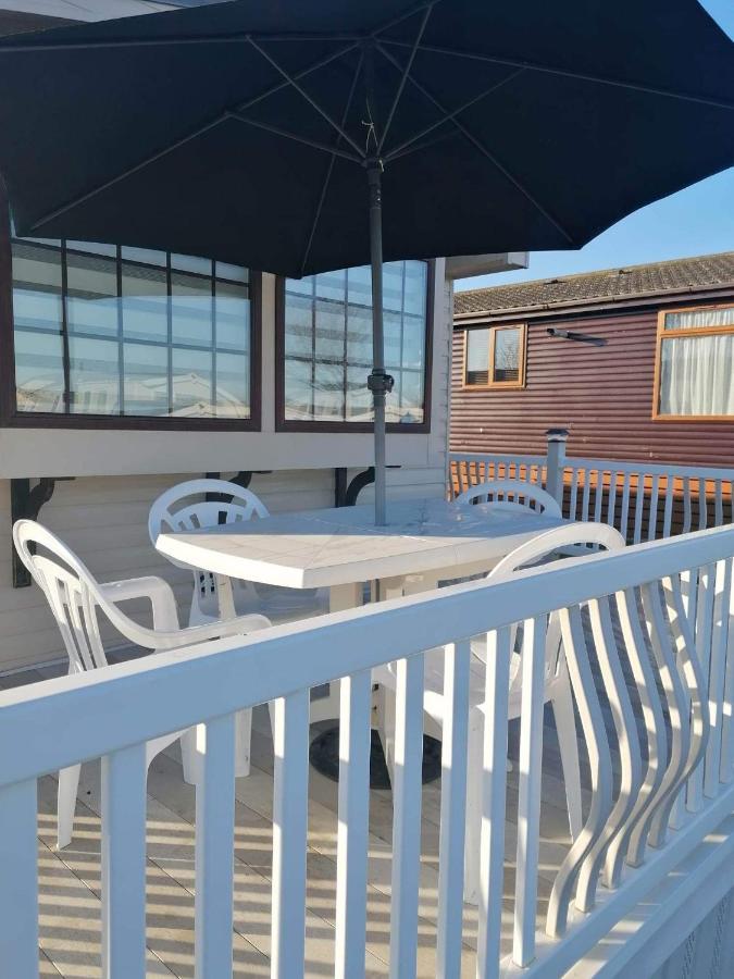Cornwall Cornwall-Chapmanswell Caravan Holiday Park A30 B&B Bed And Breakfast #41 Лонсестон Экстерьер фото