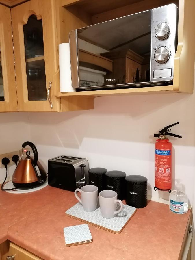 Cornwall Cornwall-Chapmanswell Caravan Holiday Park A30 B&B Bed And Breakfast #41 Лонсестон Экстерьер фото